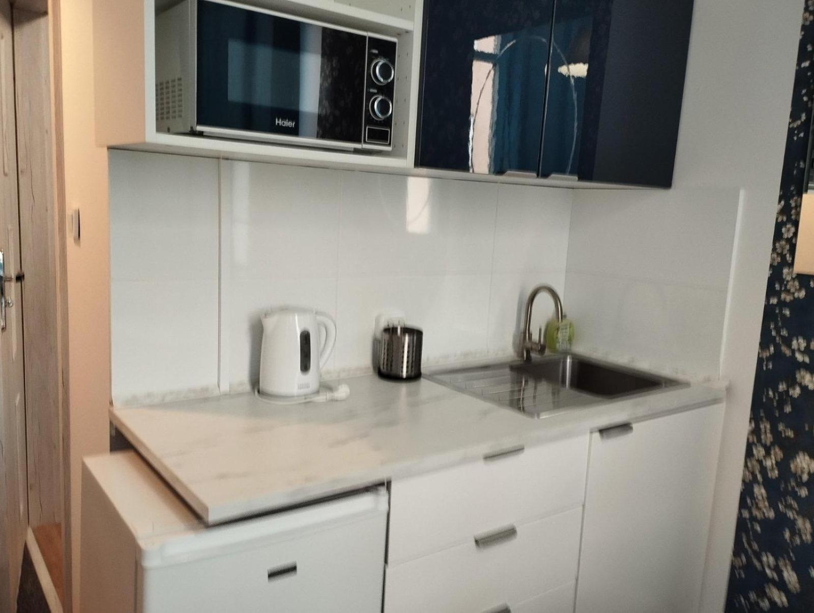 Apartment Ministudio W Solec50 By Metro Station Centrum Kopernika Elektrownia Powisle 23 Unit Warsaw